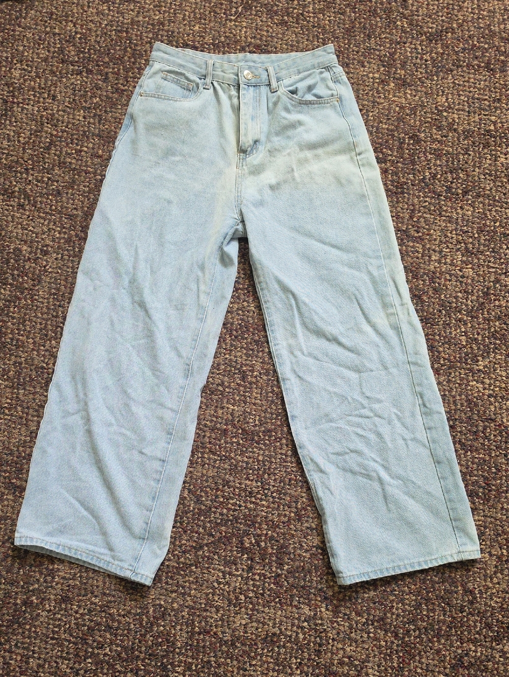 Light Wash Jeans
